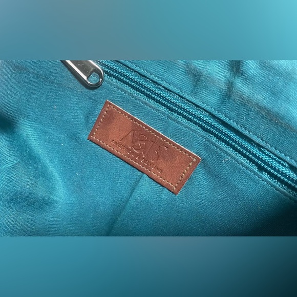 America & Beyond Faux Fur Tapestry Convertible Clutch Teal Cross Body Purse - Picture 4 of 6